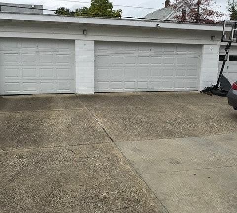 2 garage spaces
auto garage door opener