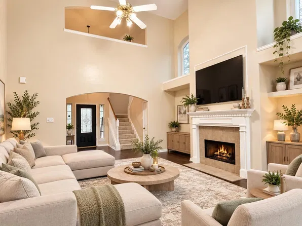 3043 Fallbrook Dr, Pearland, TX 77584