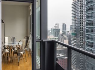 295 Adelaide St W, Toronto, ON M5V 0L4