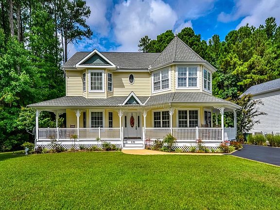 Welcome to 131 Pine Forest Dr.