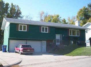 1505 Skyline Dr, Norfolk, NE 68701