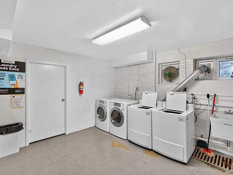 10524 Weymouth St #1-W-1 — Photo 16