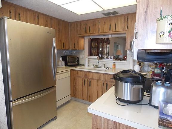 2nd image of 1485 Halsey Dr APT 208