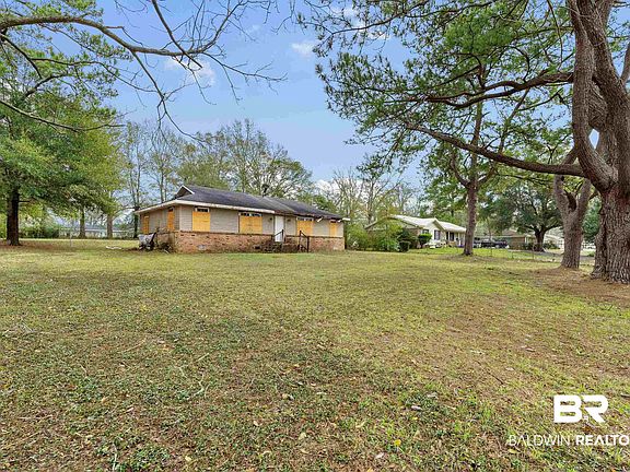 2nd image of 5023 Santos Dr W