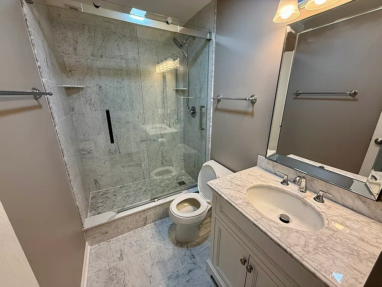 2252 Abbeywood Dr #F — Photo 15