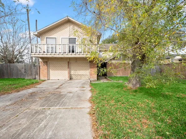 3050 Hazy Park Dr, Houston, TX 77082