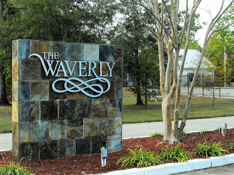Waverly Entrance