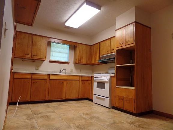 4th image of 1708 Virginia Dr