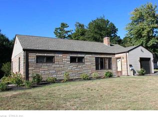 44 Weaver Rd, Manchester, CT 06042