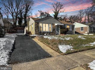 5211 Arrowhead Ln, Drexel Hill, PA 19026