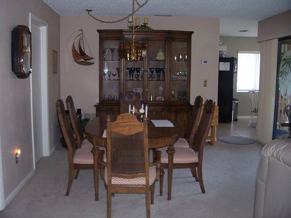 5th image of 35 Lake Forest Pl