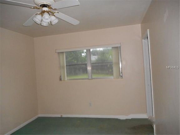 5th image of 1342 Emily Ct