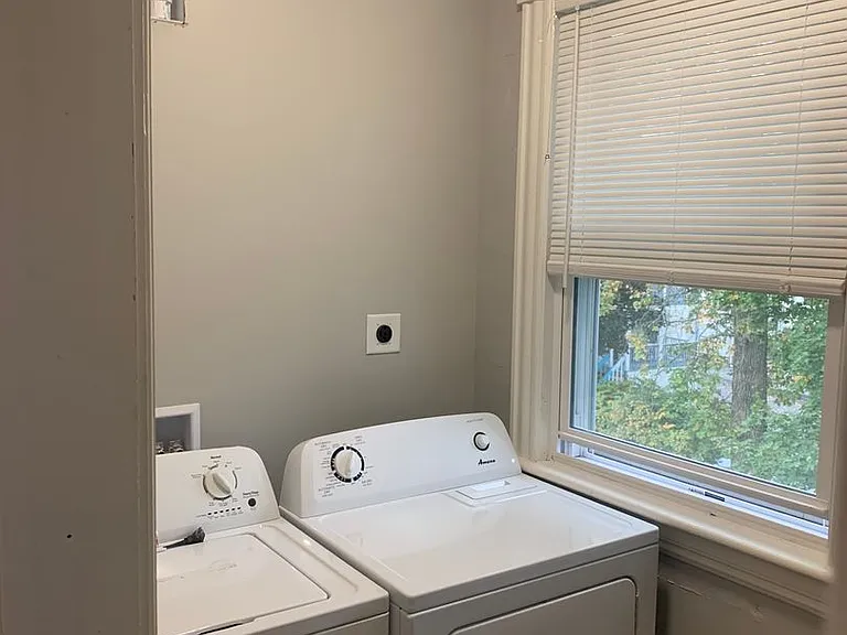 131 Lincoln St — Photo 10