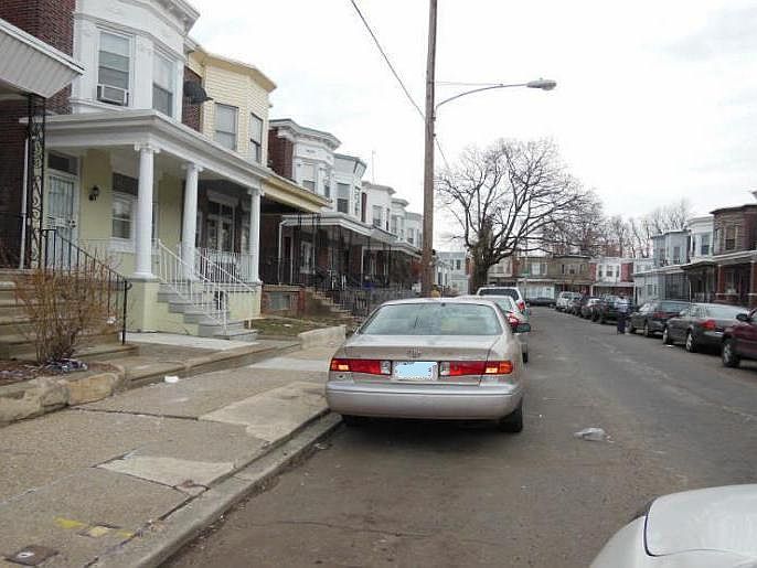 2nd image of 5412 N Fairhill St