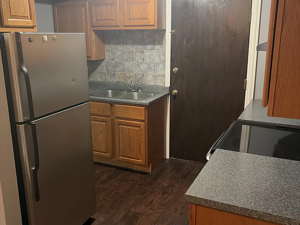 1720 Mary Ln #2-B-1