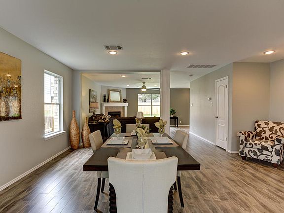 3rd image of 1904 Hawksbury Way