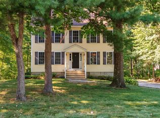 6 Cardinal Cir, Derry, NH 03038