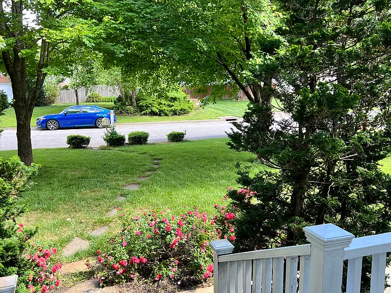 812 Bryson Arch — Photo 3