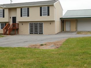 14231 Cross Roads Avenue, Felton, PA 17322