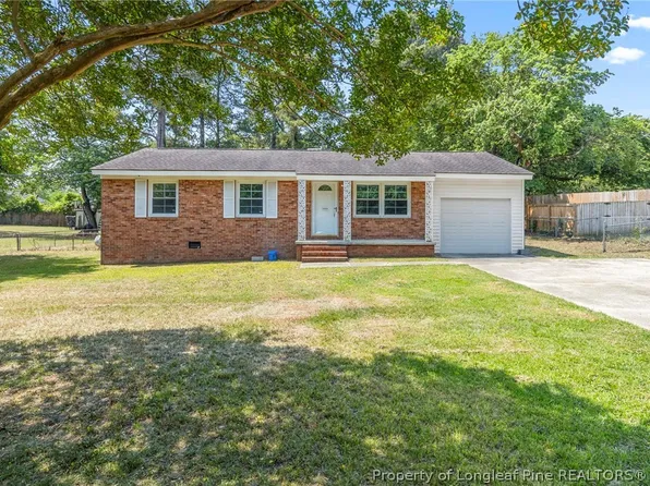 7104 Ryan St, Fayetteville, NC 28314