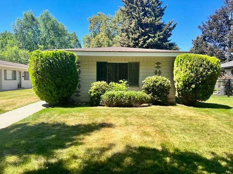 1813 N Harrison Blvd — Photo 13