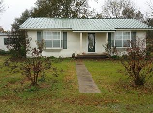 132 S Howison St, Bogata, TX 75417