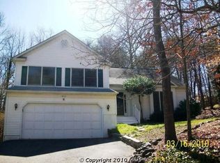 1005 John Paul Jones Dr, Stafford, VA 22554