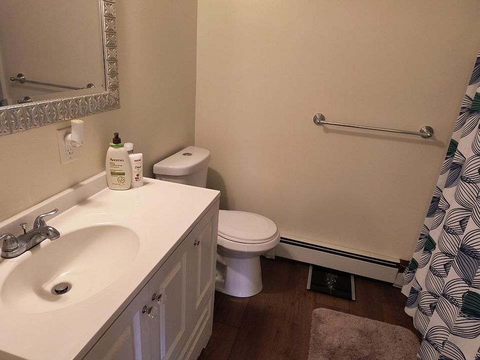 Hallmark Condominiums 12 Hallmark Gdns Burlington MA Zillow