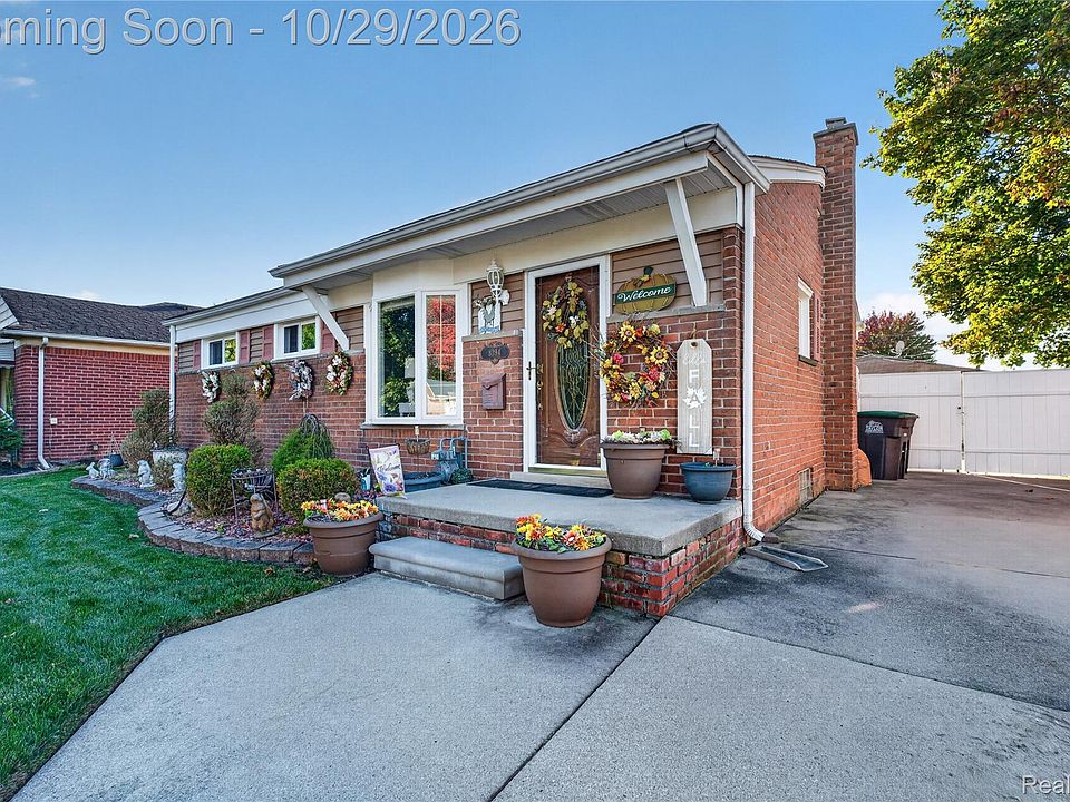 8394 Mayfair St, photo 2