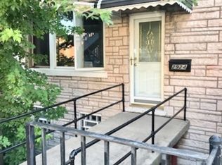 2924 S Bonfield St, Chicago, IL 60608