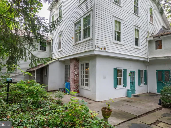 1 Wyomissing Hills Blvd, Reading, PA 19609