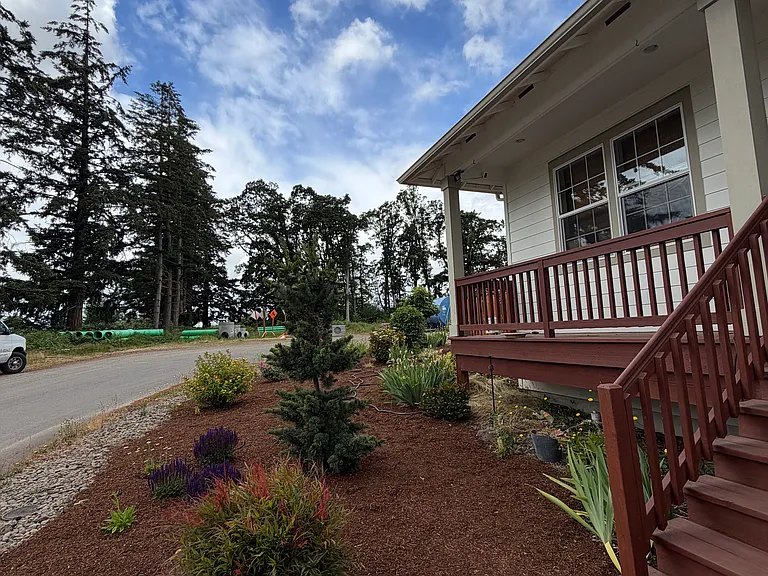 5135 Parkway Dr NE — Photo 18