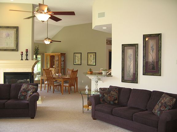 GREAT ROOM TO HEARTH ROOM