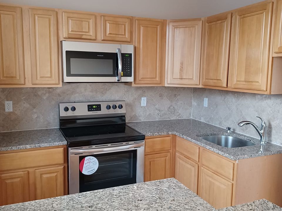 1st image of 158 Armstrong Ave