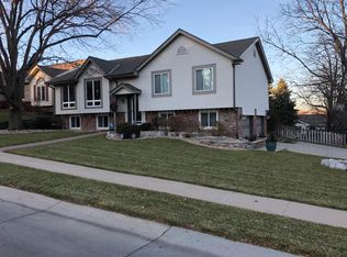 15406 Burt St, Omaha, NE 68154
