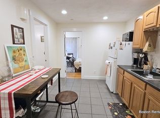 302 Highland Ave, Somerville, MA 02144