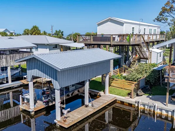 119 SE 218th St, Suwannee, FL 32692