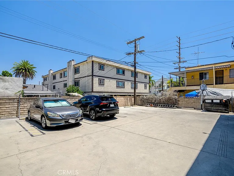 6406 Denny Ave #5 — Photo 16