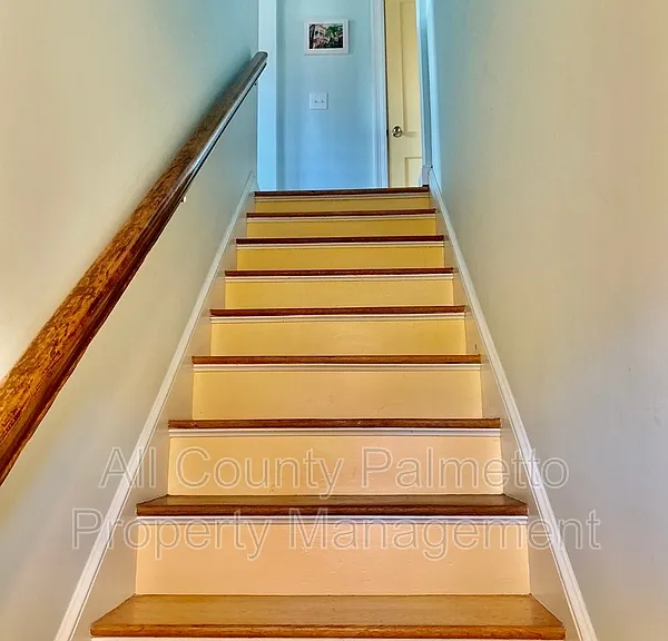 213 Gordon St #B — Photo 12