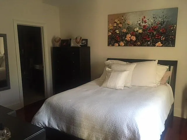 664 University Ave #4 — Photo 7