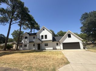 138 Sunset Dr, Mabank, TX 75156