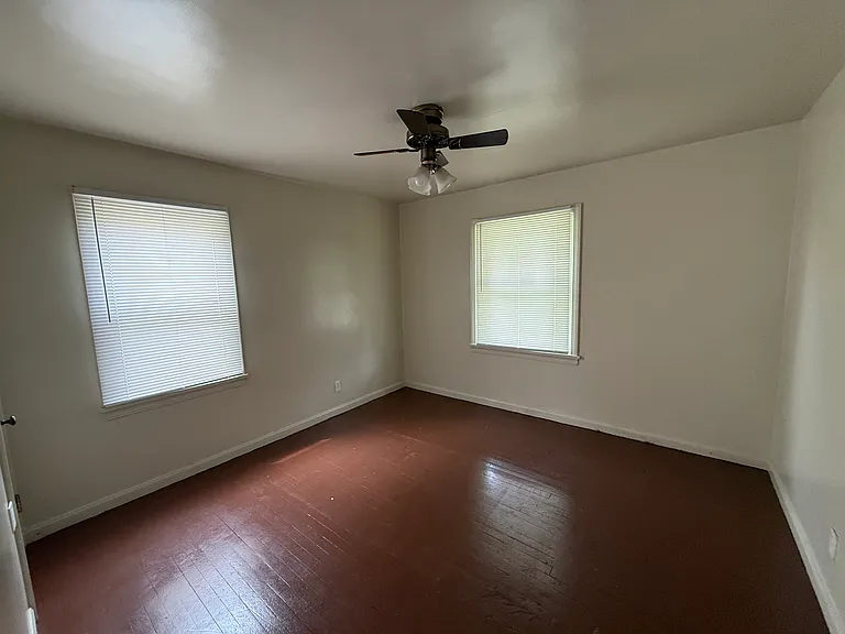 5649 Waterbury Ave — Photo 8