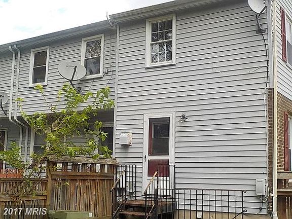 3rd image of 8520 Gradien Dr #19A