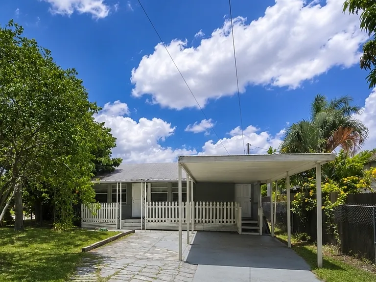 5317 Garden Ave — Photo 1