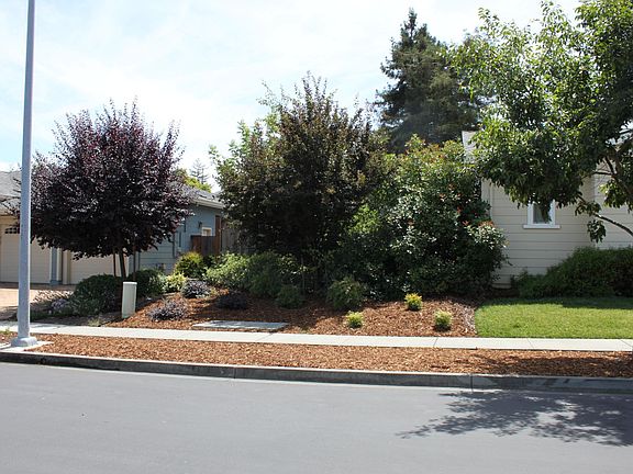 3rd image of 3240 Atherton Cir