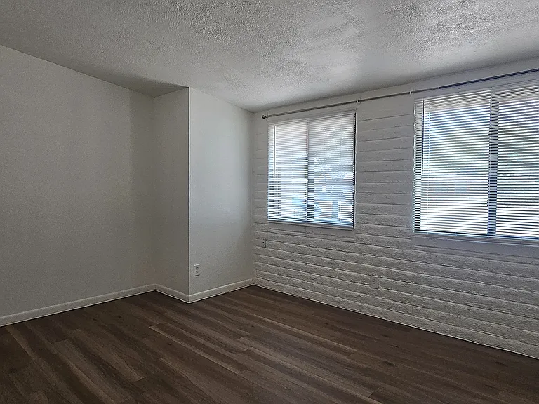 2351 W Placita Algodon — Photo 15