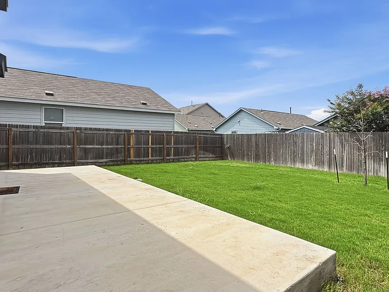 2436 Hunter Peak — Photo 4