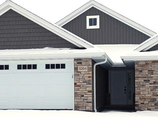 3264 Evening Star Dr, Green Bay, WI 54311