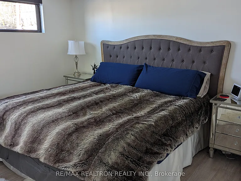 35 Albert St #1 — Photo 7