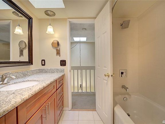 4th image of 6453 139th Pl NE APT 44